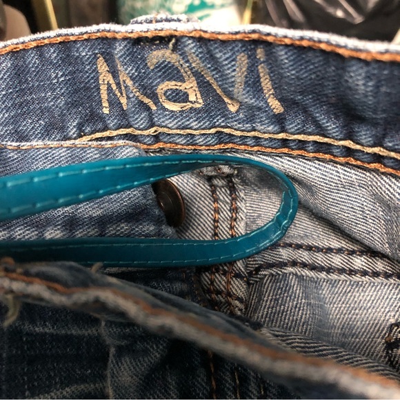 Stack of 6 pair of men’s jeans in excellent condition. - Picture 3 of 16